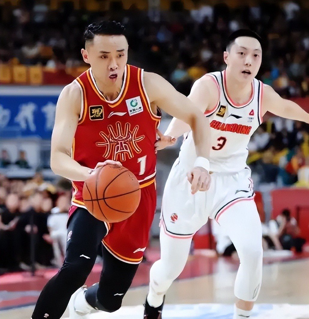 开云中国官网-广东宏远发布备战花絮，集结日造点机会，NBA总决赛任务艰巨，细节决定成败的简单介绍