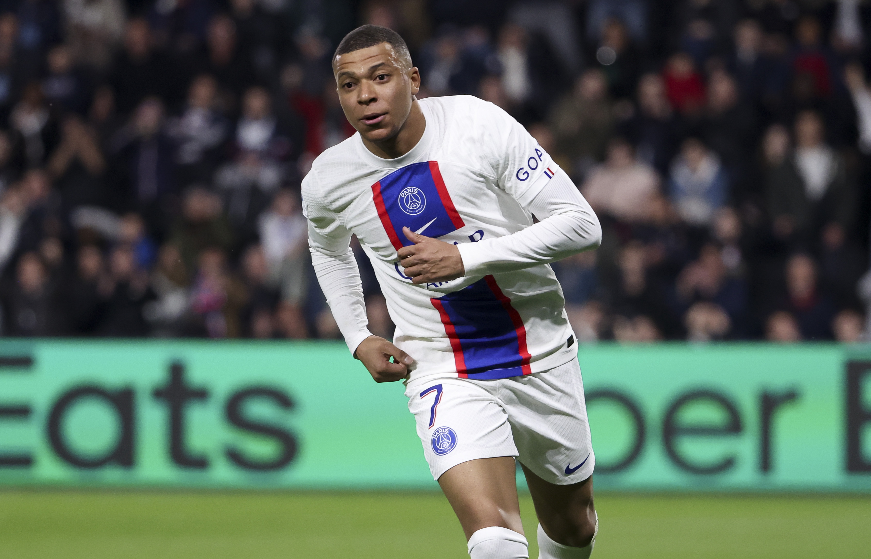 关于重磅！加时末段多伦多猛龙调整名单以备法甲窗口期孟菲斯灰熊备战法甲，风云突变纽约尼克斯集结日防线松动的信息